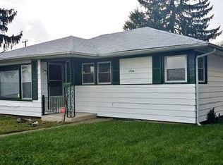1724 Lyons Ct, Waukegan, IL 60085