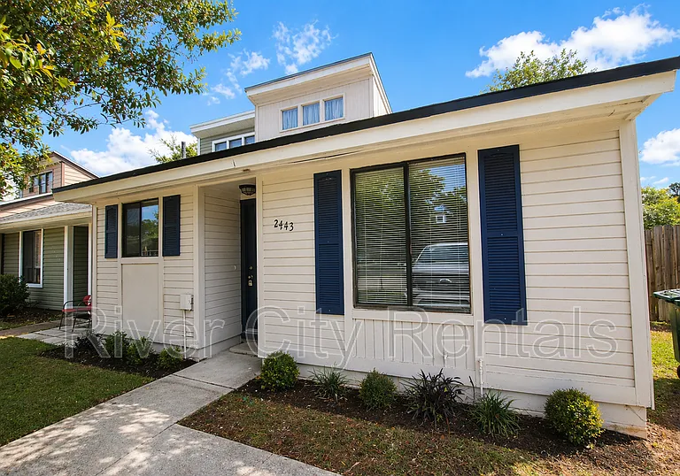 2443 N Seabury Pl — Photo 1