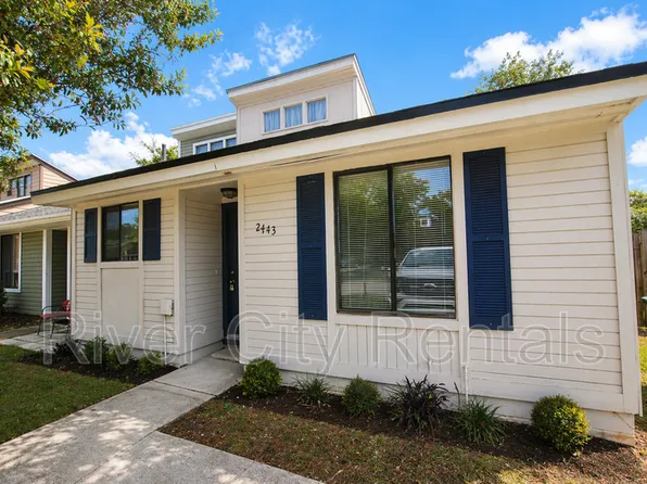 2443 N Seabury Pl, Jacksonville, FL 32246