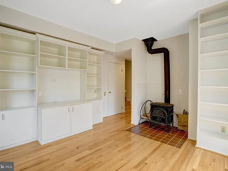 203 W Glendale Ave — Photo 27