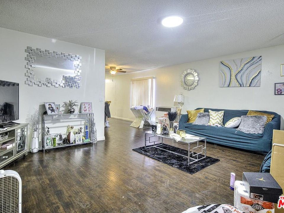 1st image of 9534 Grape St #1-2