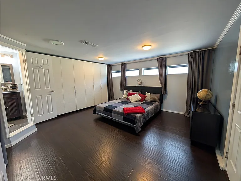 2828 Henrietta Ave — Photo 54