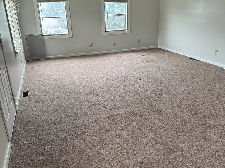 1239 Perry Hwy — Photo 8