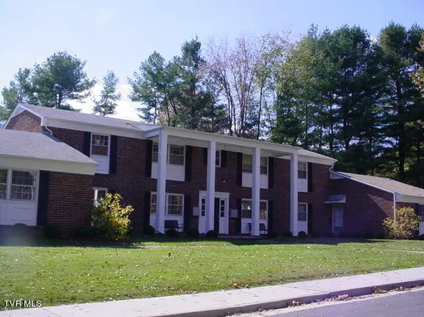 240 Jefferson Cir APT 2, Abingdon, VA 24210