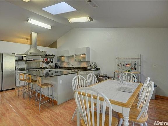 5th image of 109 McDerby Ct