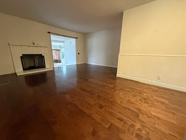 8366 Tampa Ave — Photo 3