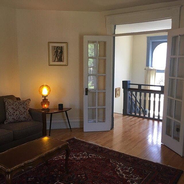 1st image of 215 1/2 E Pleasant St