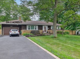 58 Middle Island Ave, Medford, NY 11763