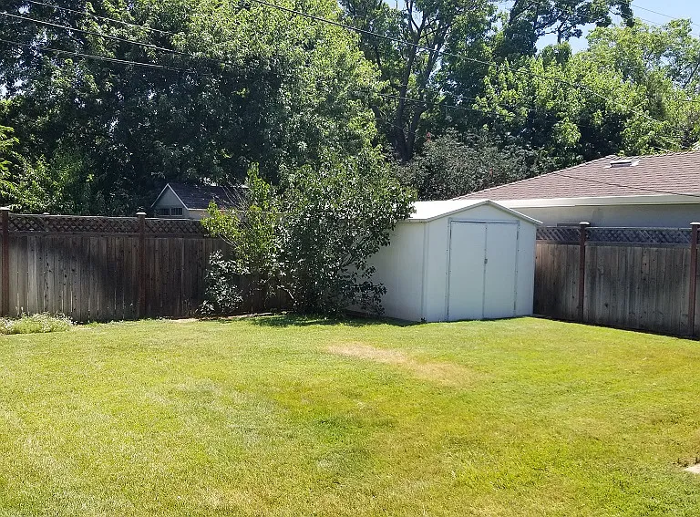 1316 Arbutus Ave — Photo 12