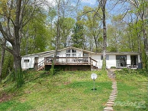 615 Lakewood Drive, Muscle Shoals