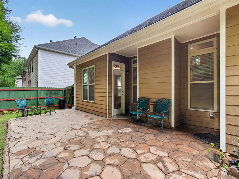 2935 Whitfield Ave — Photo 66