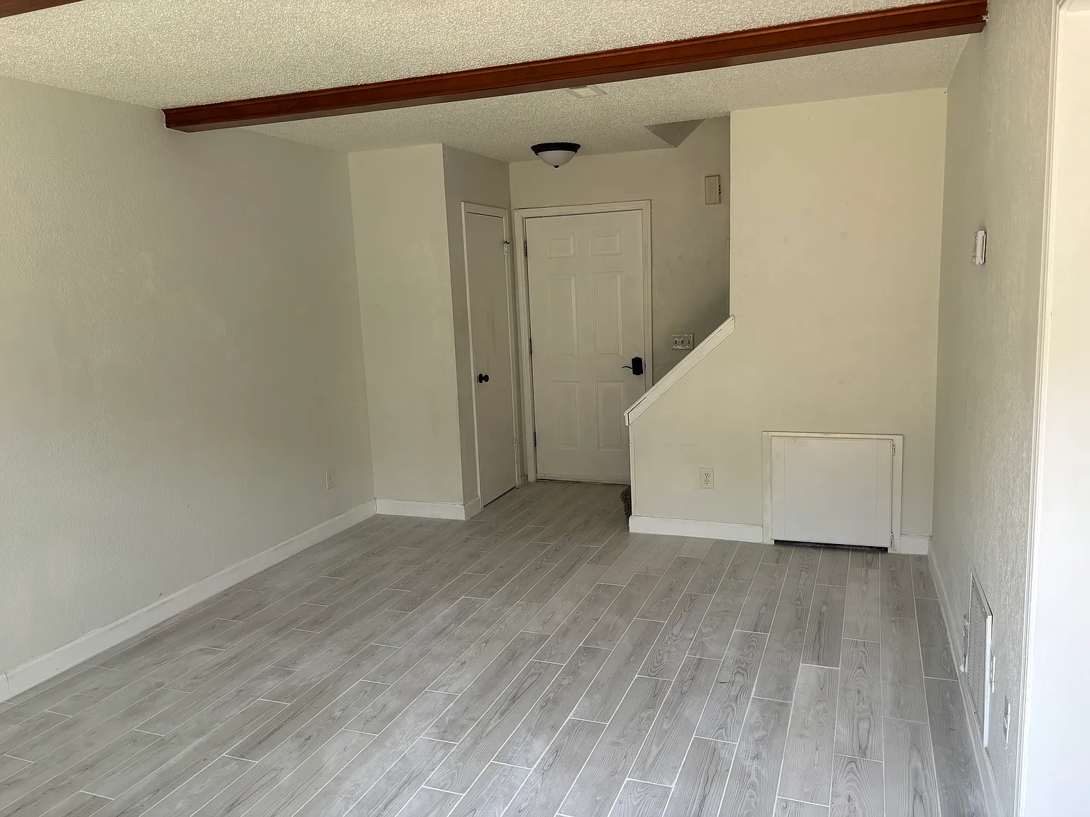 1332 High Meadows Dr — Photo 3
