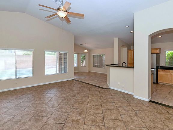 4th image of 21718 N 88th Ln