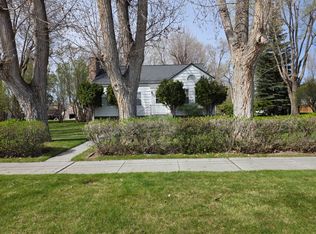1032 N Court Ave, Burns, OR 97720