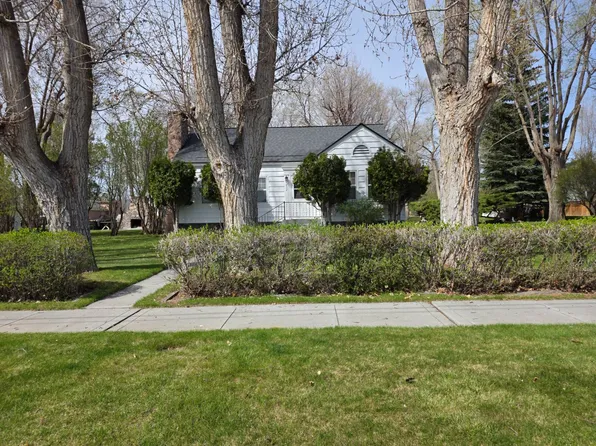 1032 N Court Ave, Burns, OR 97720