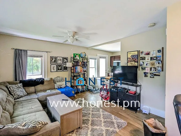 18 Warren St #2 — Photo 7