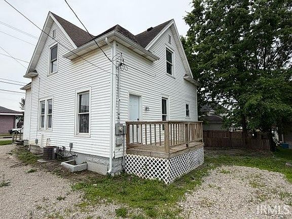 3rd image of 119 S 18th St