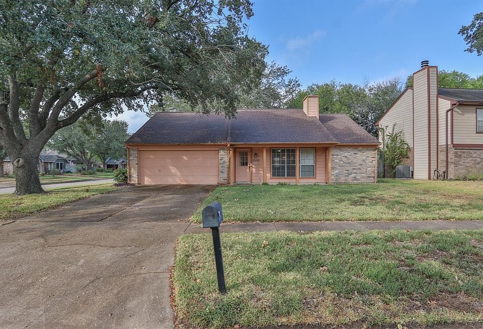 1st image of 2503 Calvary Ln