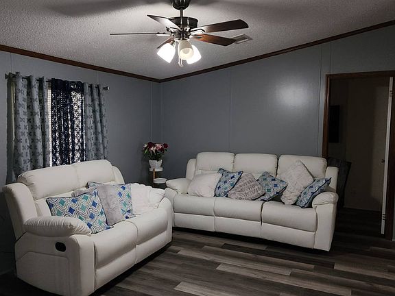 4th image of 1550 Parkgate Dr