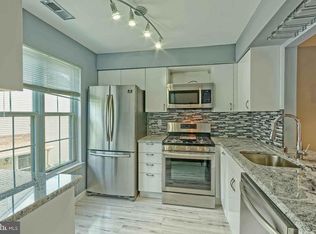 106B Sedgefield Dr, Mount Laurel, NJ 08054