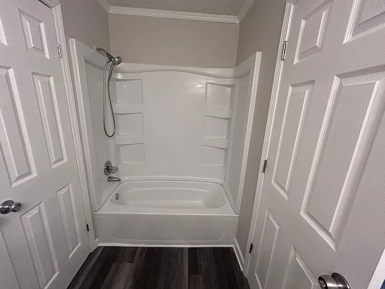 2413 Robbins St — Photo 22
