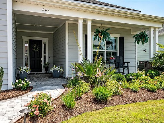 4th image of 664 Marsh Cove Cir