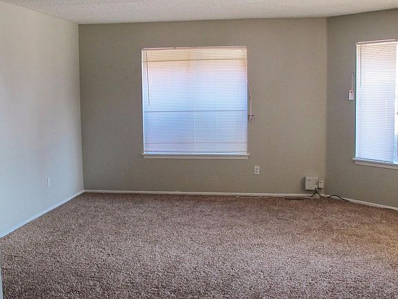 4th image of 10415 Shangri La Ave
