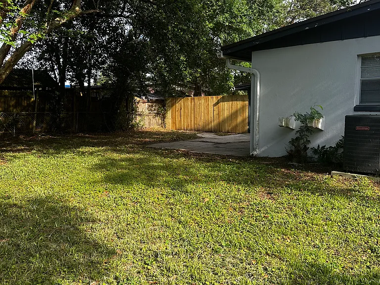 10757 S Hawaii Dr — Photo 24