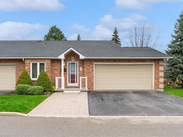60 Rice Ave #29, Hamilton, ON L9C 7S3