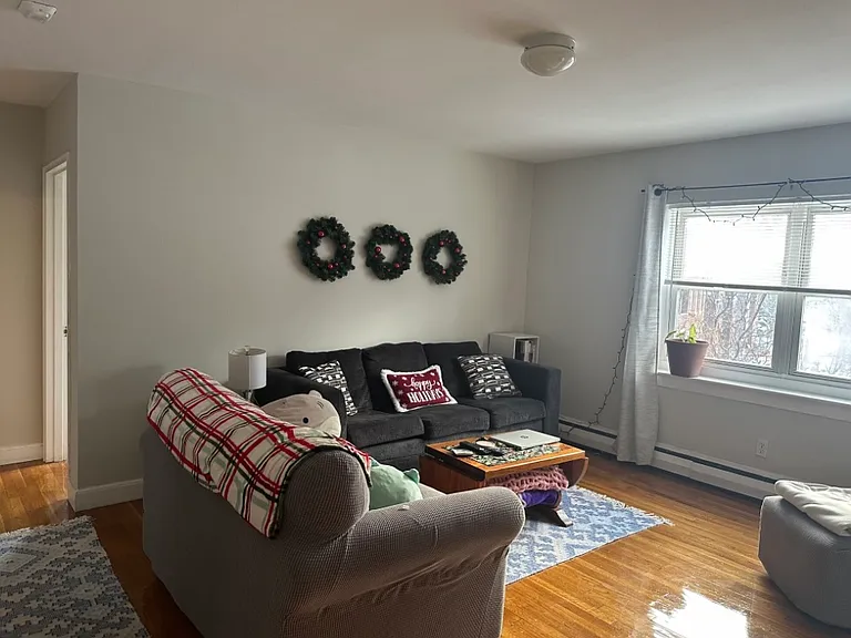 46 Chiswick Rd #6 — Photo 6