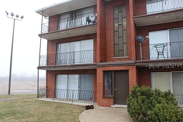 1st image of 8631 S 82nd Ave APT 2N