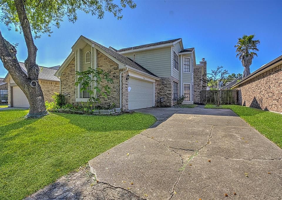 1st image of 13531 Catalina Village Dr