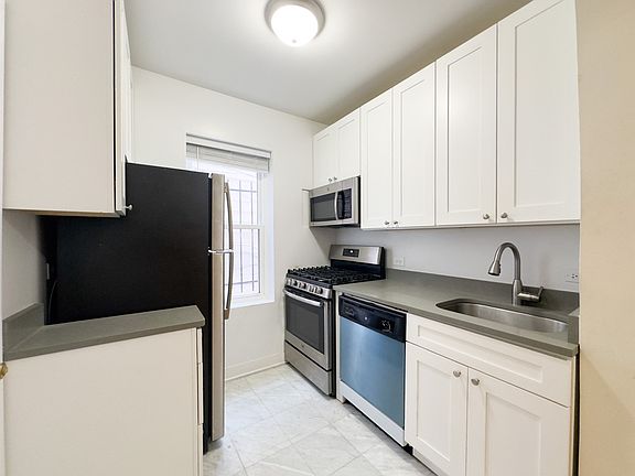 2nd image of 2357 S Drake Ave Floor 3