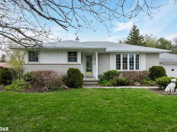 291 Main St N, Uxbridge, ON L9P 1R9