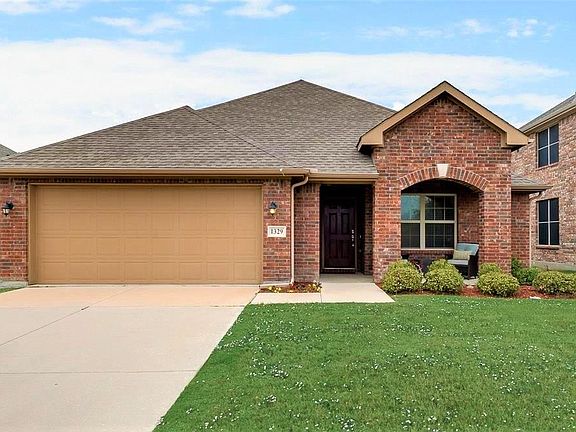2nd image of 1329 Water Lily Dr