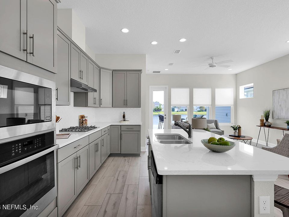 1st image of 445 VISTA LAKE Circle