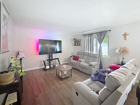 3rd image of 3446 3rd St #A