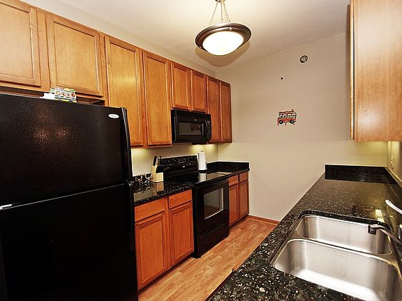 3rd image of 1405 Gabriel Dr