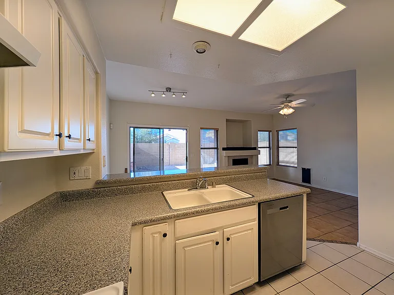 3548 W Whispering Wind Dr — Photo 20