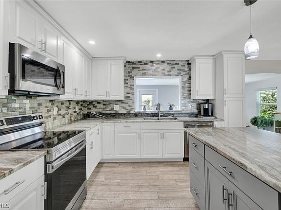 3rd image of 3210 King St