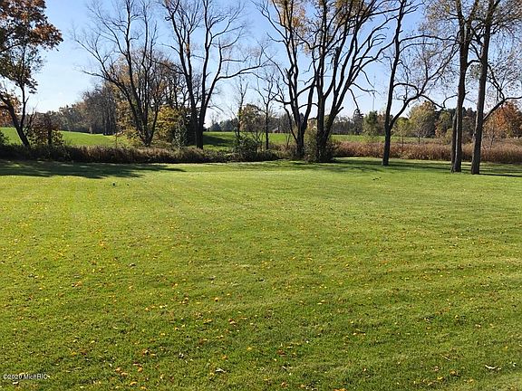 3rd image of 9138 Marshwood Dr