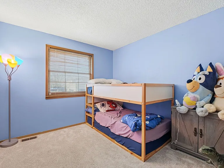 Upstairs bedroom (BD 2).