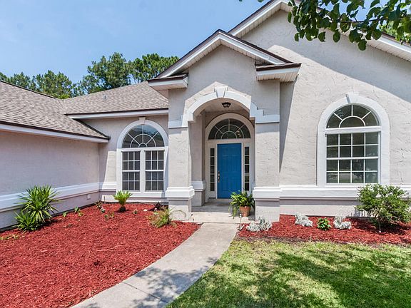 4th image of 1843 Willesdon Dr E