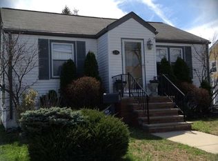 115 Lakeview Ave, Little Ferry, NJ 07643
