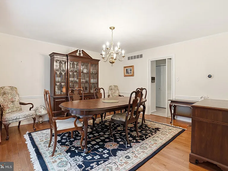 1316 Heller Dr — Photo 8