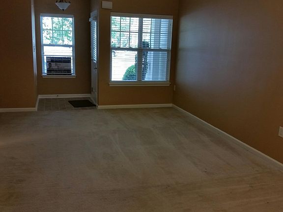5th image of 1654 Heather Chase Dr