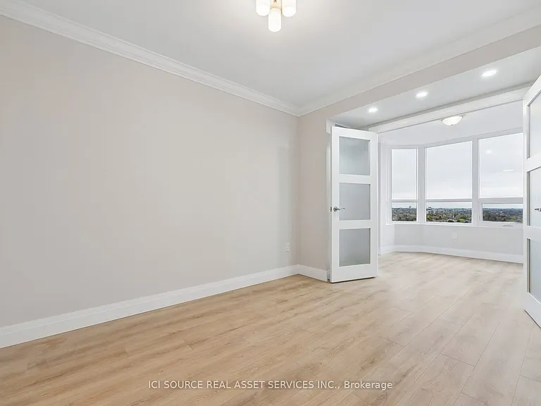 7601 Bathurst St #1003 — Photo 26