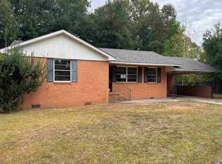 10825 Tams Dr, Baton Rouge, LA 70815