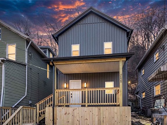 2nd image of 2528 Beaver Ave