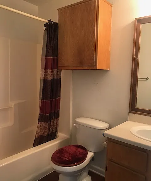 3305 Holick Ln #D — Photo 10